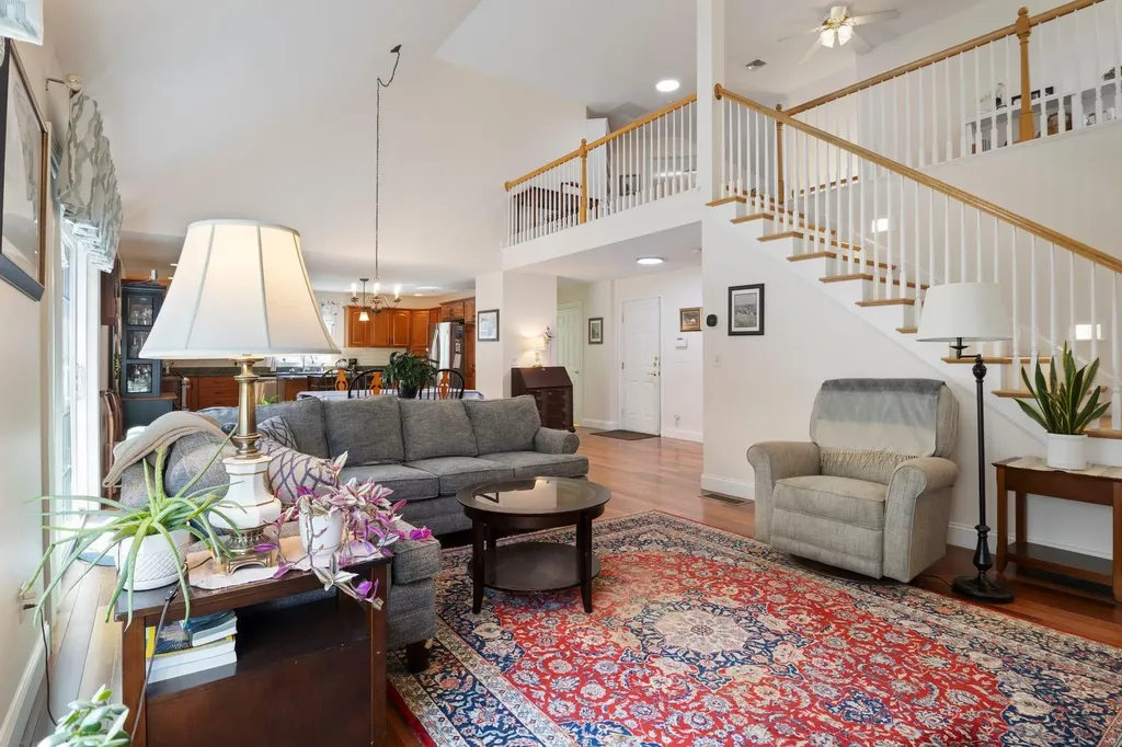 7 Autumn Lane East Kingston NH 03827