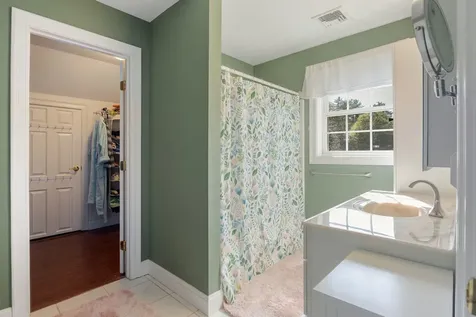 7 Autumn Lane East Kingston NH 03827