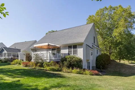 7 Autumn Lane East Kingston NH 03827