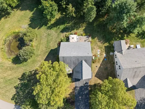 7 Autumn Lane East Kingston NH 03827