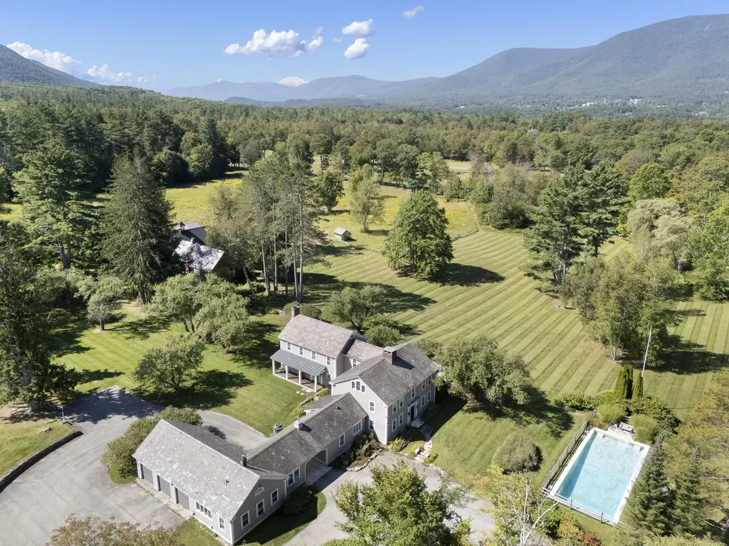 1182 1184 East Manchester Road Manchester VT 05255