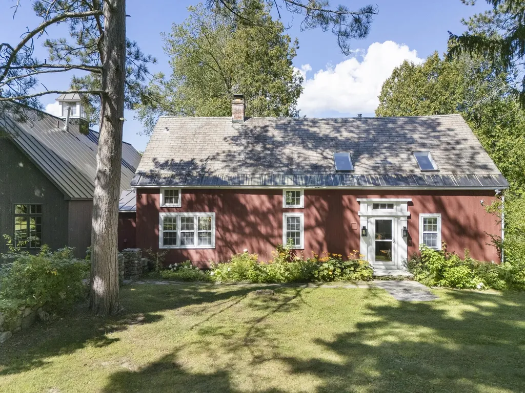 1182 1184 East Manchester Road Manchester VT 05255