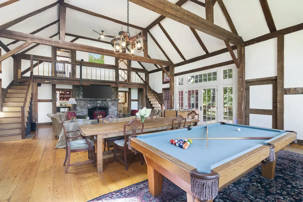 1182 1184 East Manchester Road Manchester VT 05255