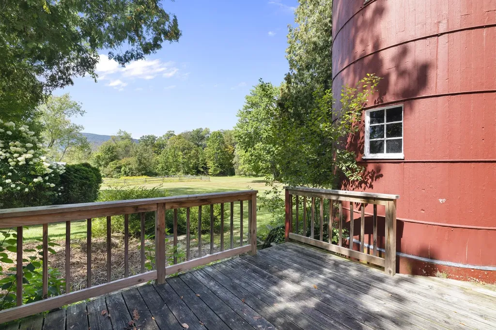 1182 1184 East Manchester Road Manchester VT 05255
