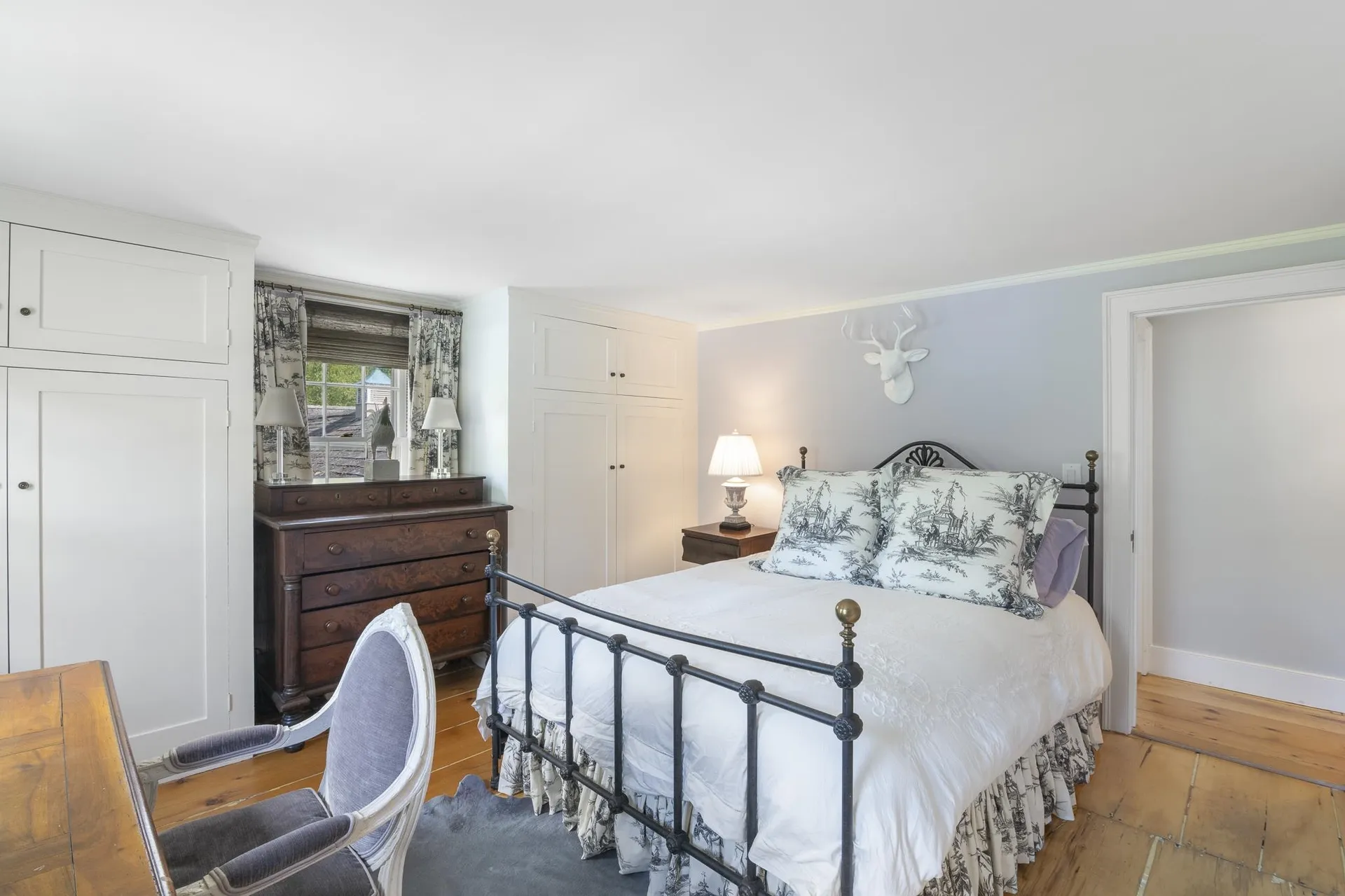 1182 1184 East Manchester Road Manchester VT 05255