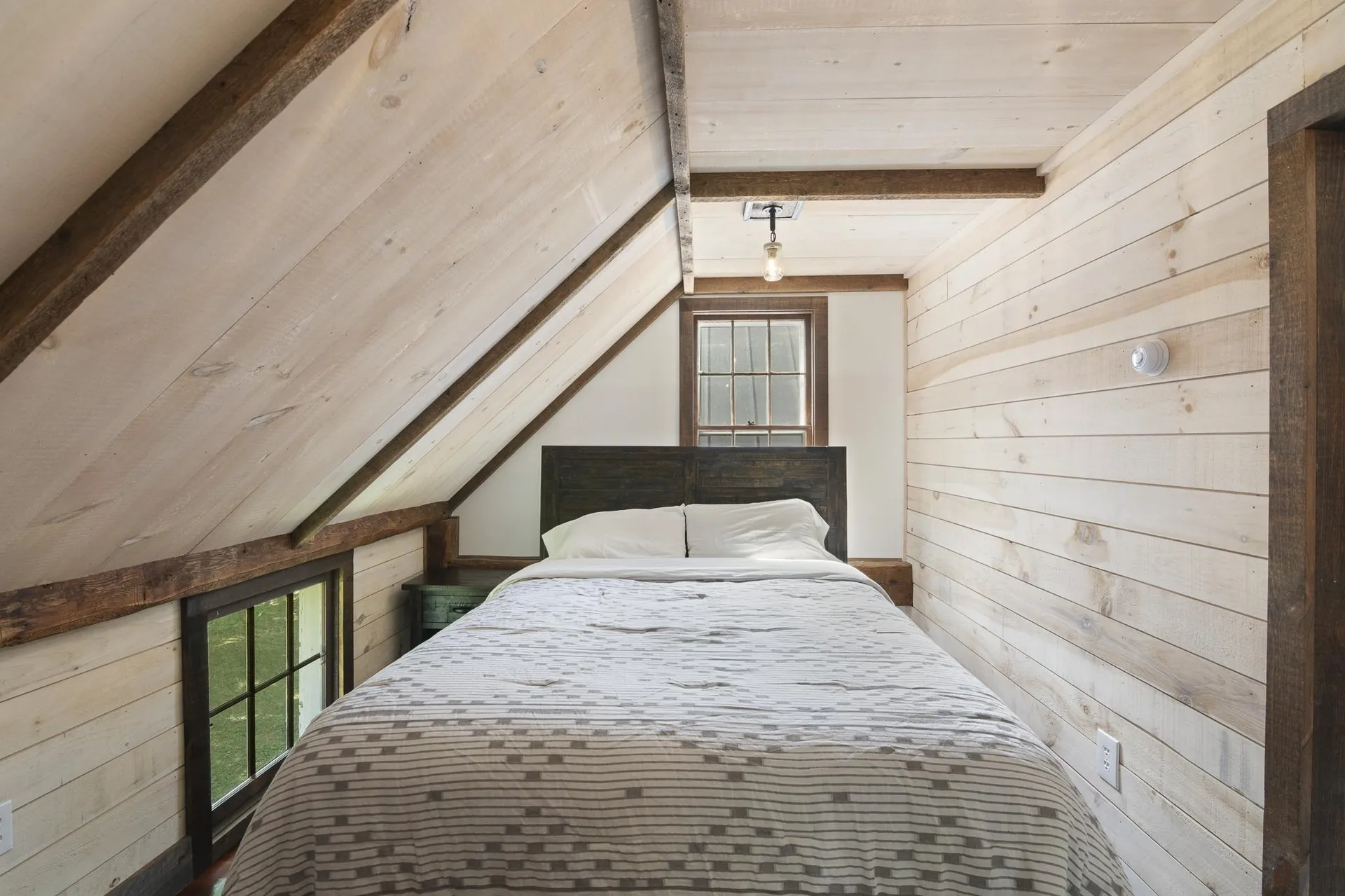 1182 1184 East Manchester Road Manchester VT 05255