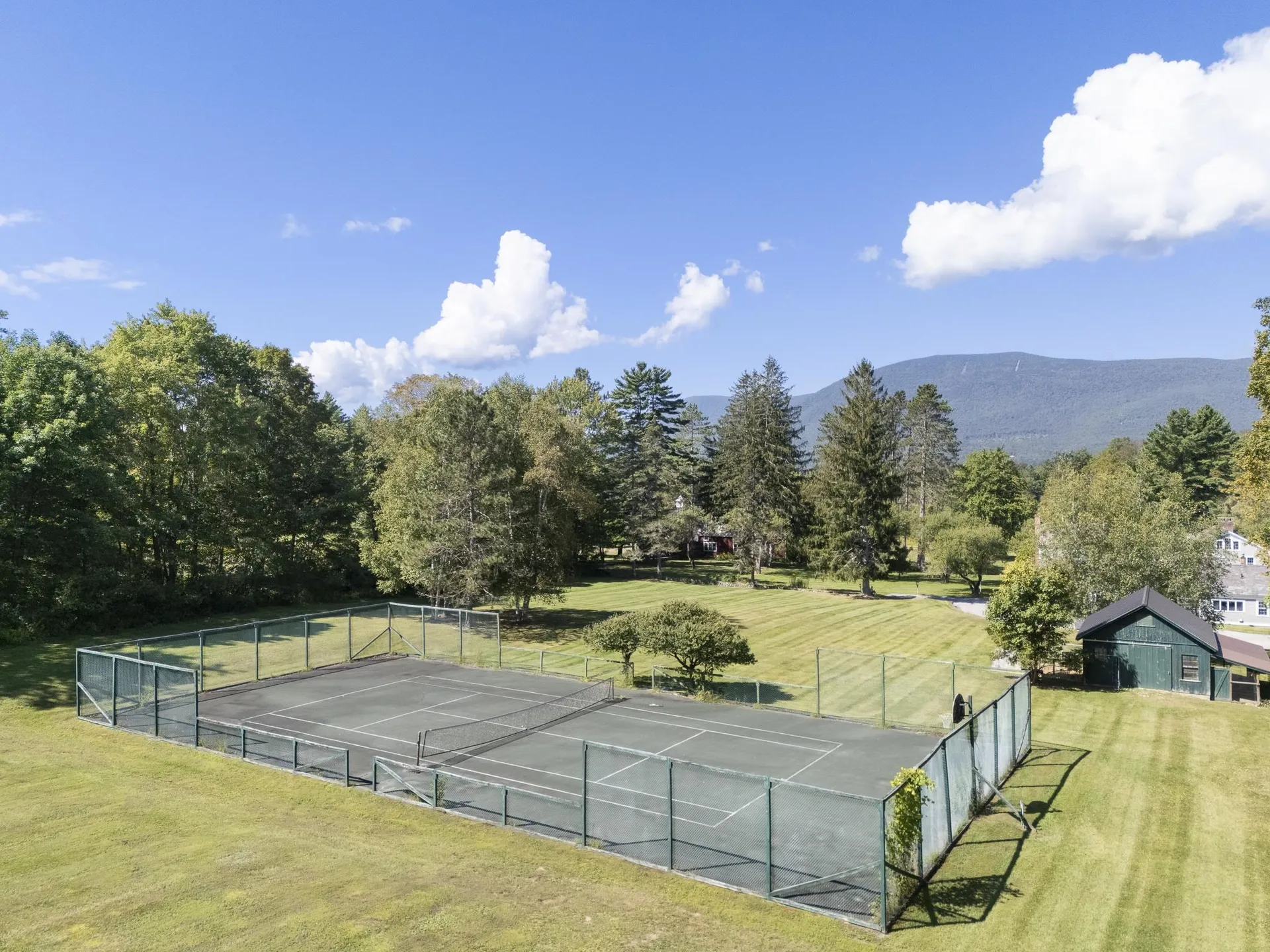 1182 1184 East Manchester Road Manchester VT 05255