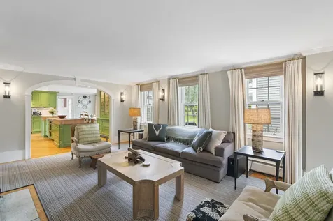 1182 1184 East Manchester Road Manchester VT 05255