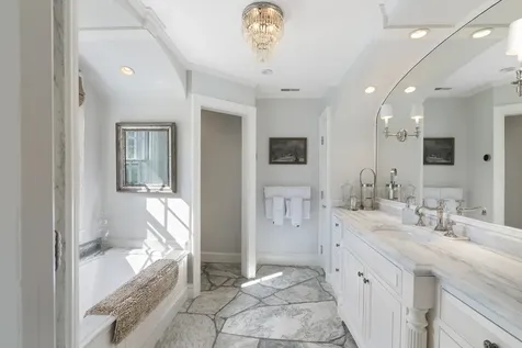 1182 1184 East Manchester Road Manchester VT 05255