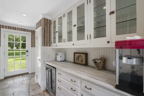 1182 1184 East Manchester Road Manchester VT 05255