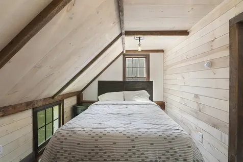 1182 1184 East Manchester Road Manchester VT 05255