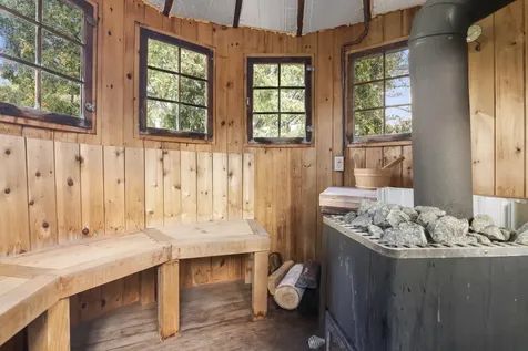 1182 1184 East Manchester Road Manchester VT 05255