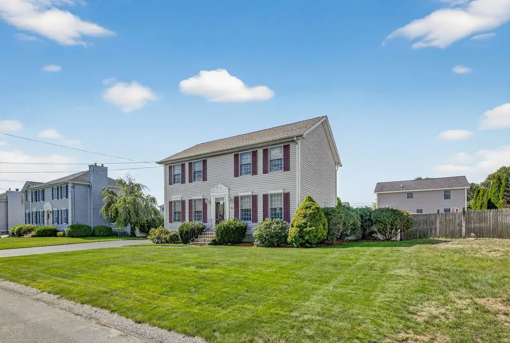 286 Aaron Drive Manchester NH 03109