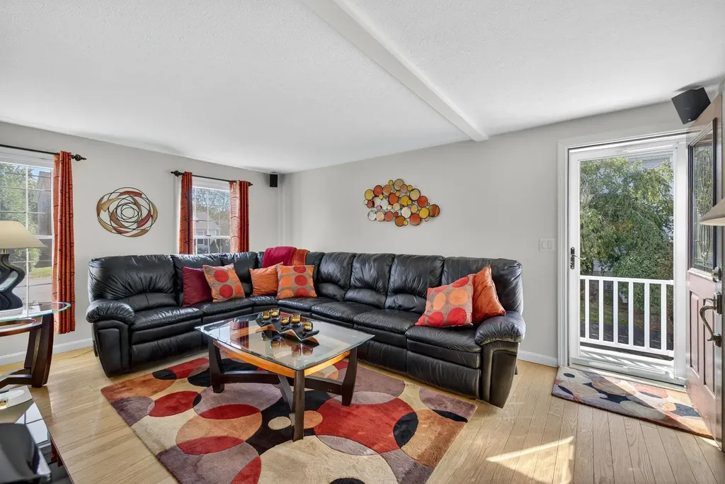 286 Aaron Drive Manchester NH 03109