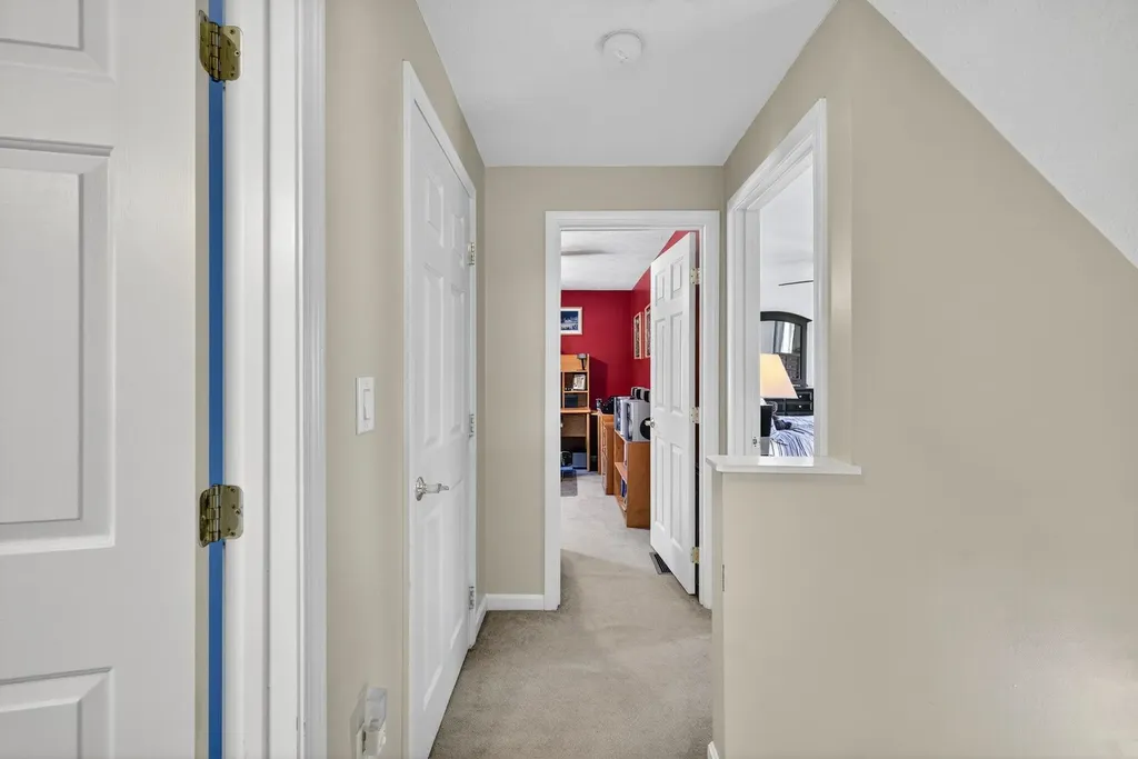 286 Aaron Drive Manchester NH 03109