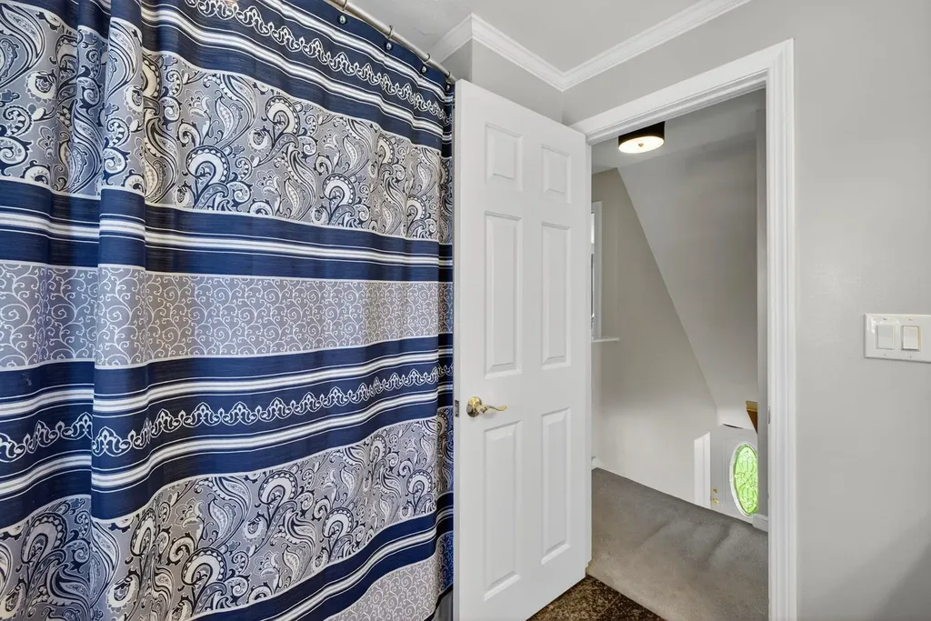 286 Aaron Drive Manchester NH 03109