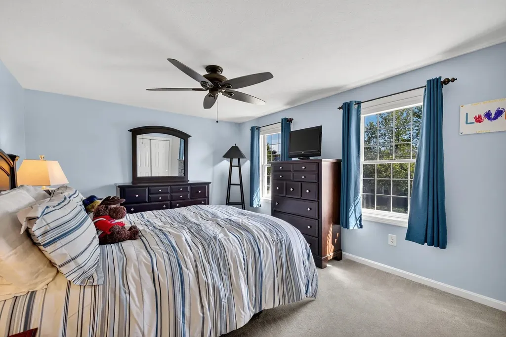 286 Aaron Drive Manchester NH 03109