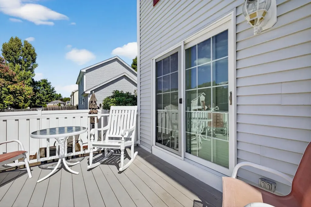 286 Aaron Drive Manchester NH 03109