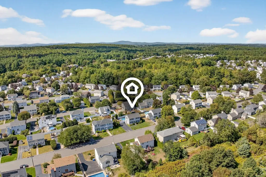 286 Aaron Drive Manchester NH 03109