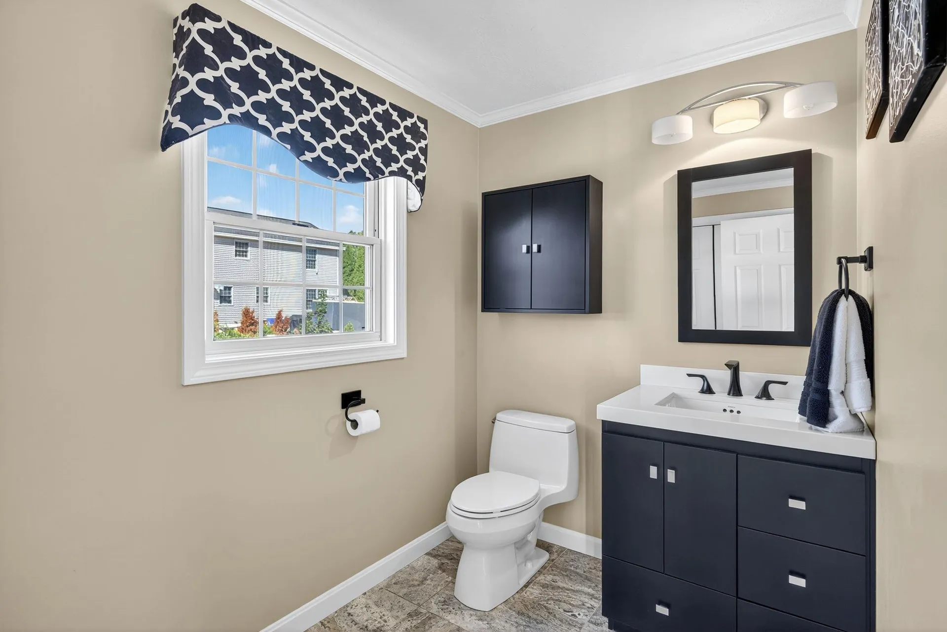 286 Aaron Drive Manchester NH 03109