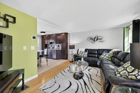 286 Aaron Drive Manchester NH 03109