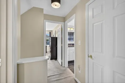 286 Aaron Drive Manchester NH 03109