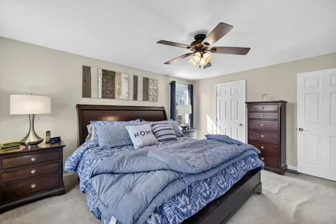 286 Aaron Drive Manchester NH 03109