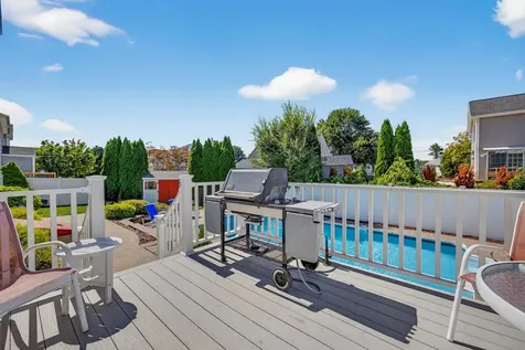 286 Aaron Drive Manchester NH 03109