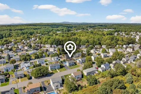 286 Aaron Drive Manchester NH 03109