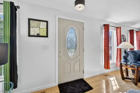 286 Aaron Drive Manchester NH 03109