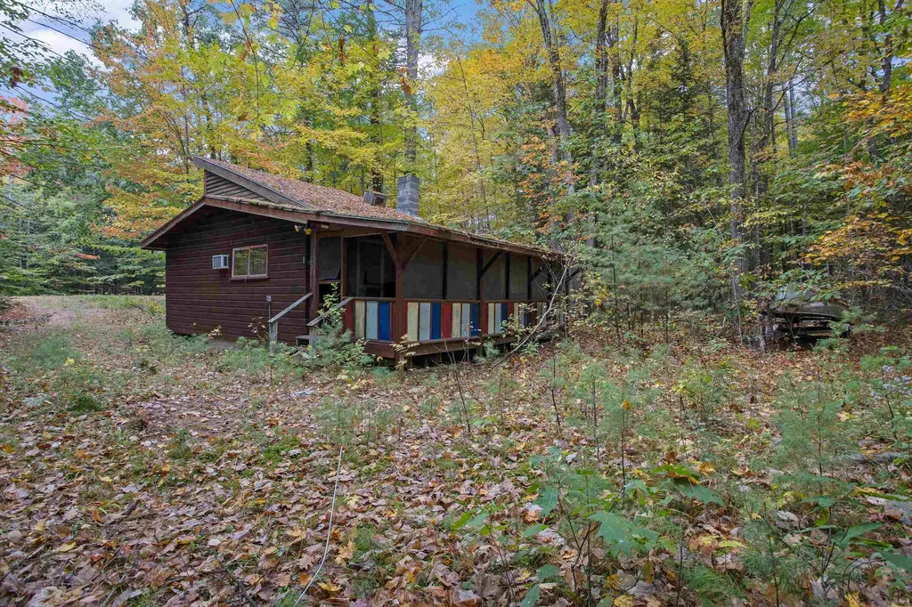 911 New Hampshire Route 49 Thornton NH 03285