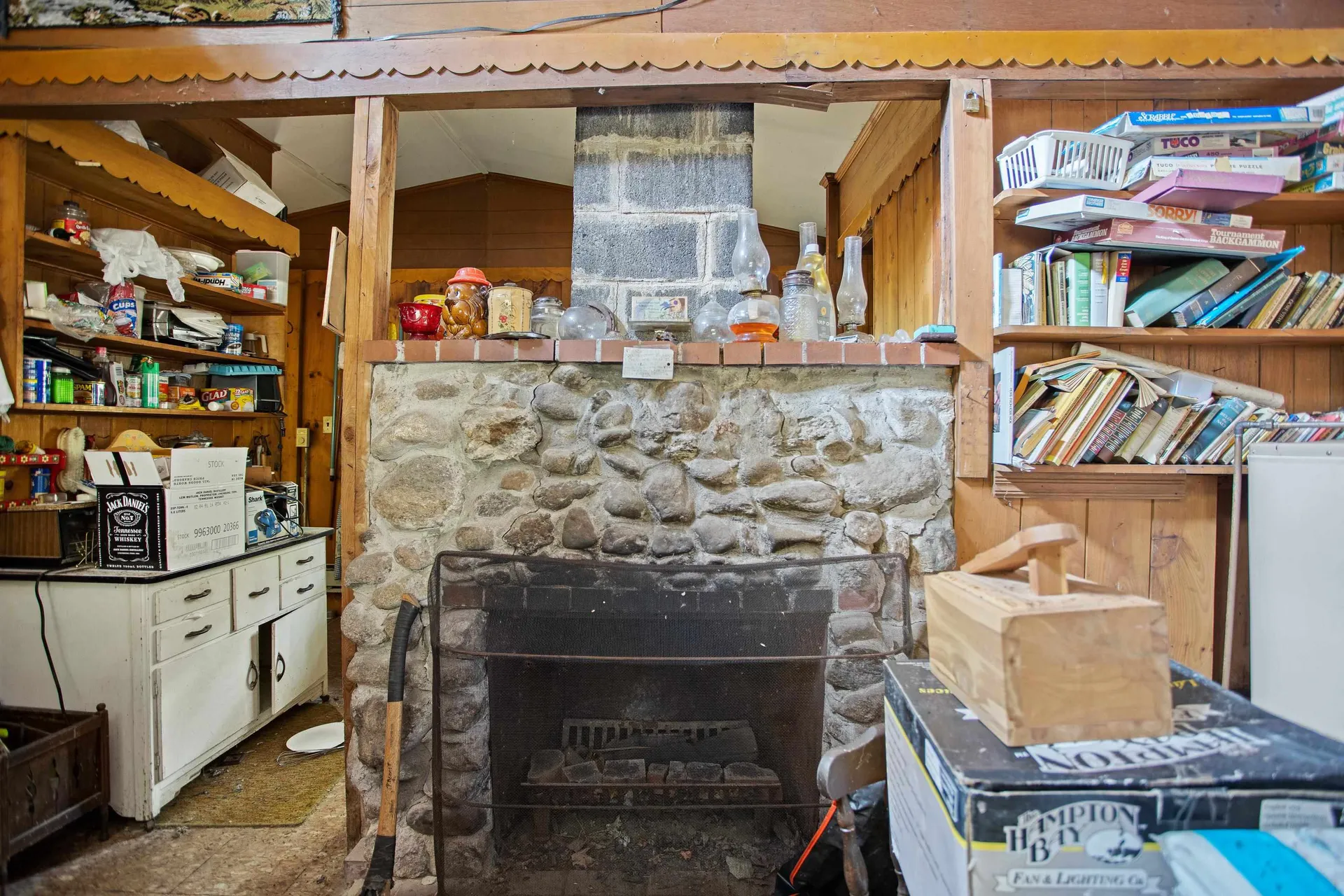 911 New Hampshire Route 49 Thornton NH 03285