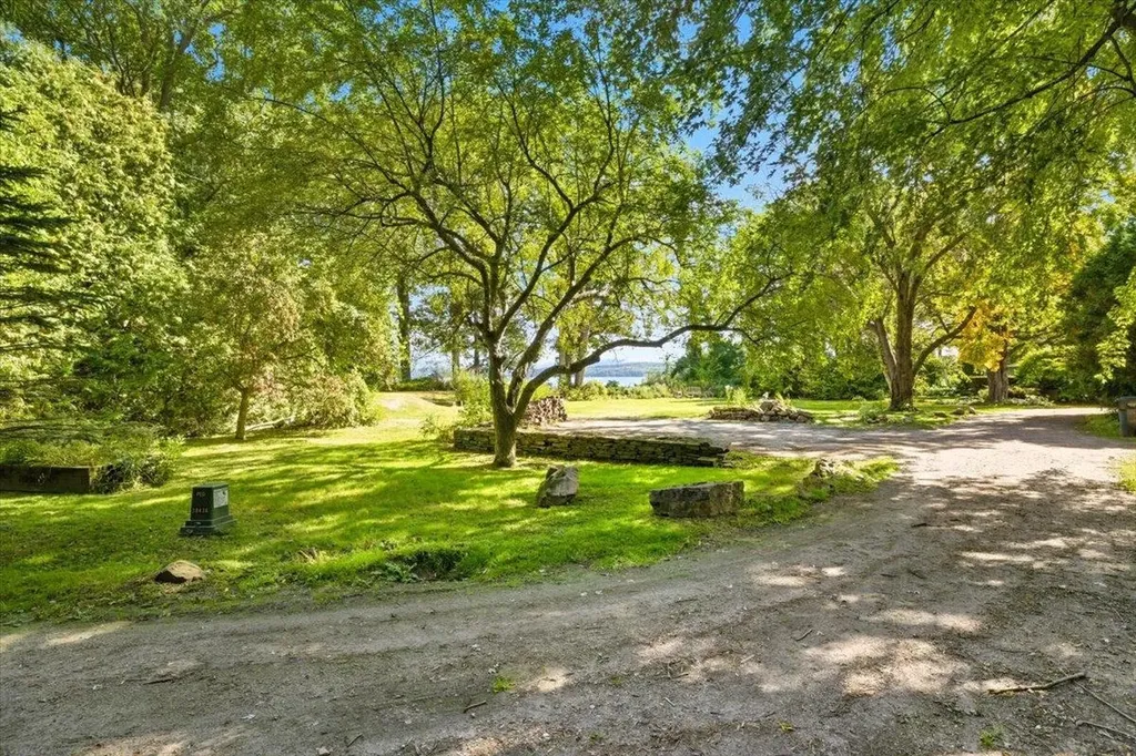 728 Malletts Bay Club Road Colchester VT 05446