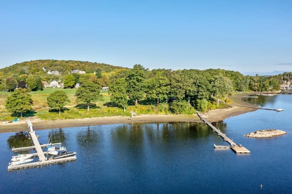 728 Malletts Bay Club Road Colchester VT 05446