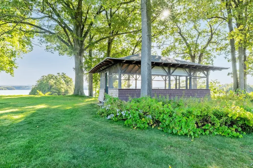 728 Malletts Bay Club Road Colchester VT 05446