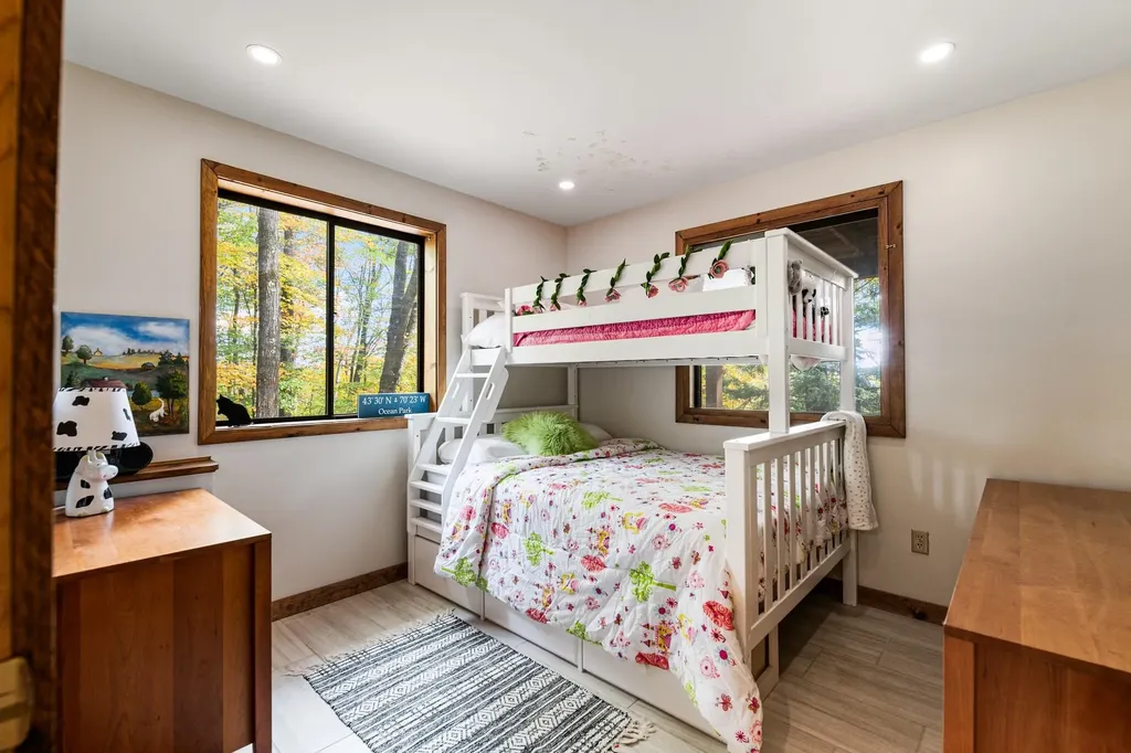 6 Anderson Pond Road Grantham NH 03753