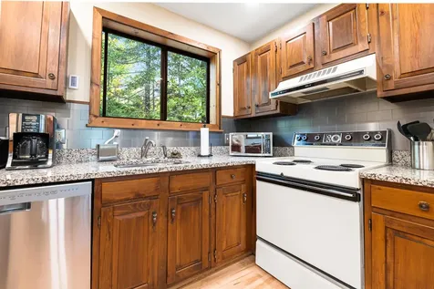 6 Anderson Pond Road Grantham NH 03753