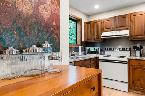 6 Anderson Pond Road Grantham NH 03753