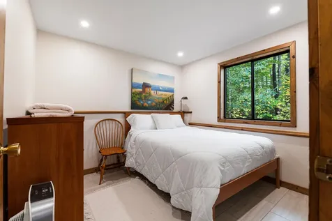 6 Anderson Pond Road Grantham NH 03753