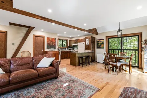 6 Anderson Pond Road Grantham NH 03753