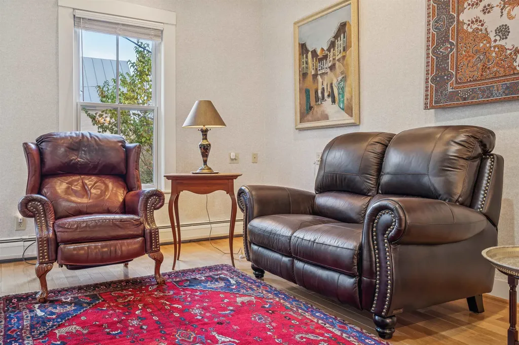 17 Linden Hill Woodstock VT 05091