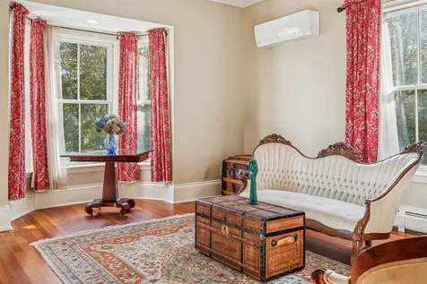 17 Linden Hill Woodstock VT 05091