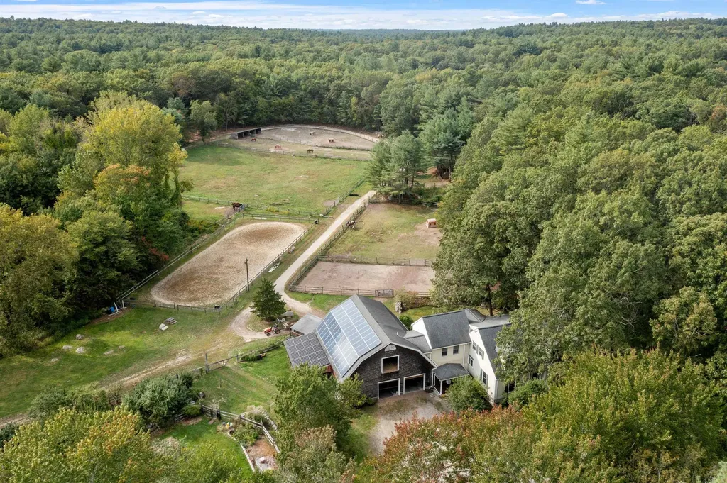 225 Lowell Street Carlisle MA 01741