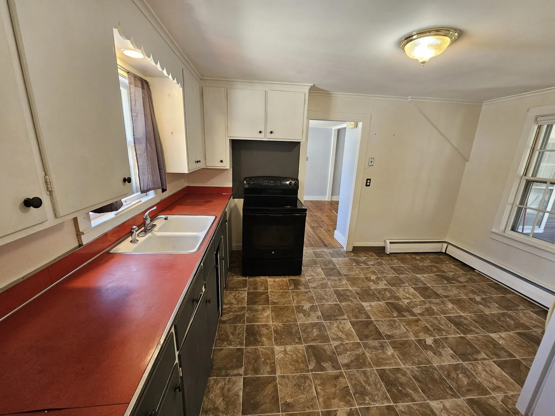 124 Howard Street Keene NH 03431