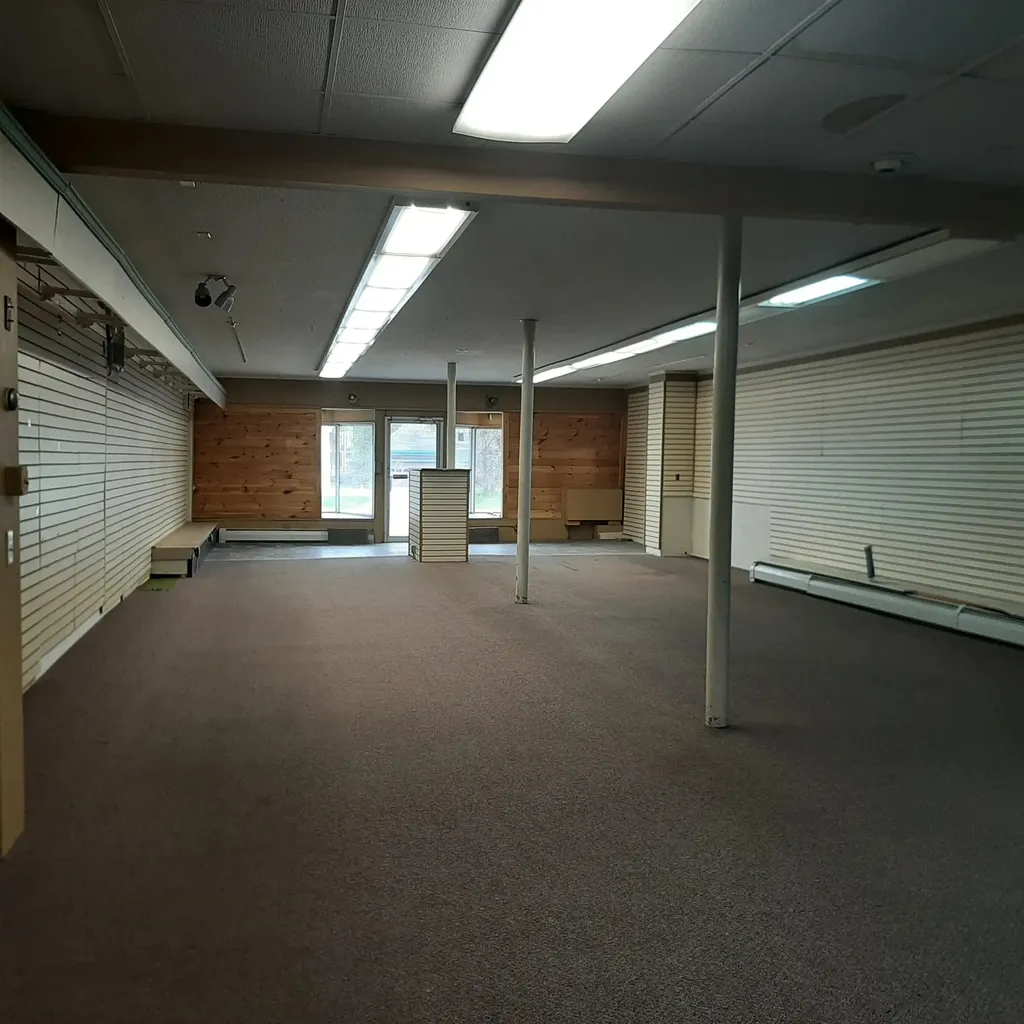 106 Main Street Colebrook NH 03576