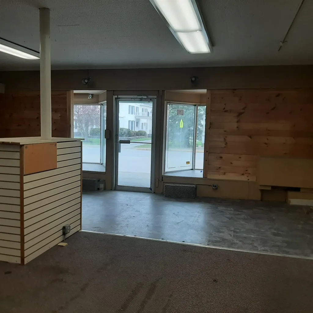106 Main Street Colebrook NH 03576