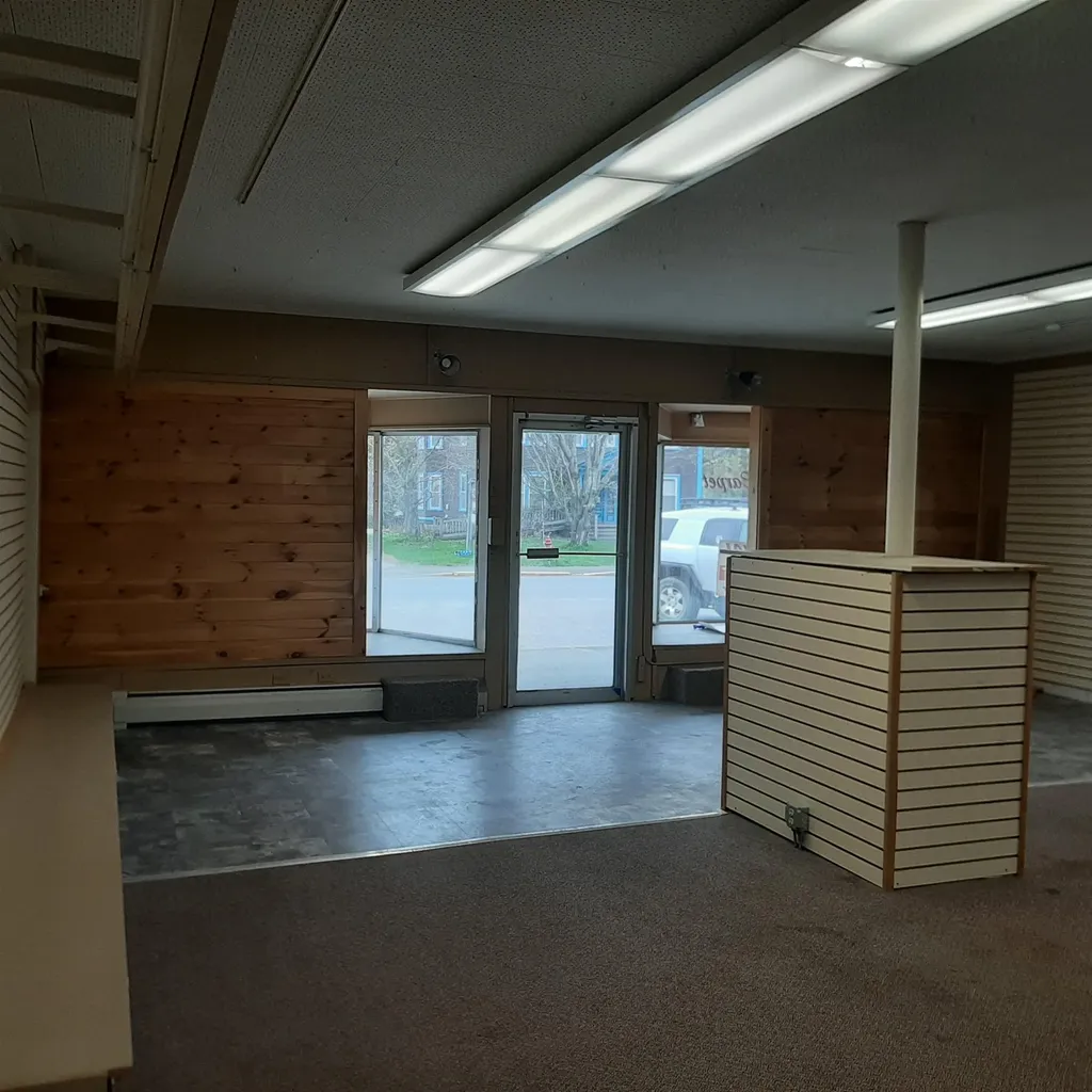 106 Main Street Colebrook NH 03576