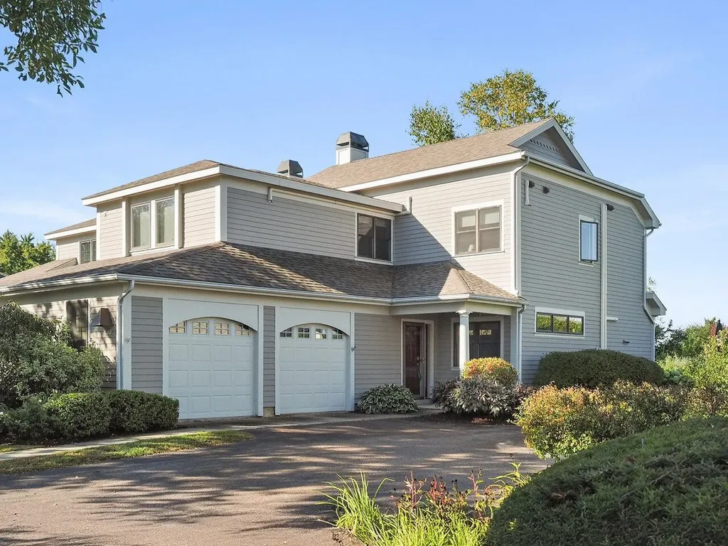 541 Golf Course Road South Burlington VT 05403