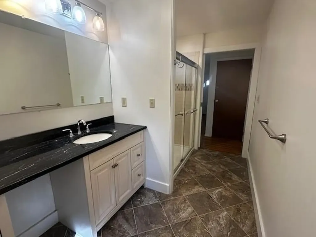 144 Pleasant View Terrace Hartford VT 05001