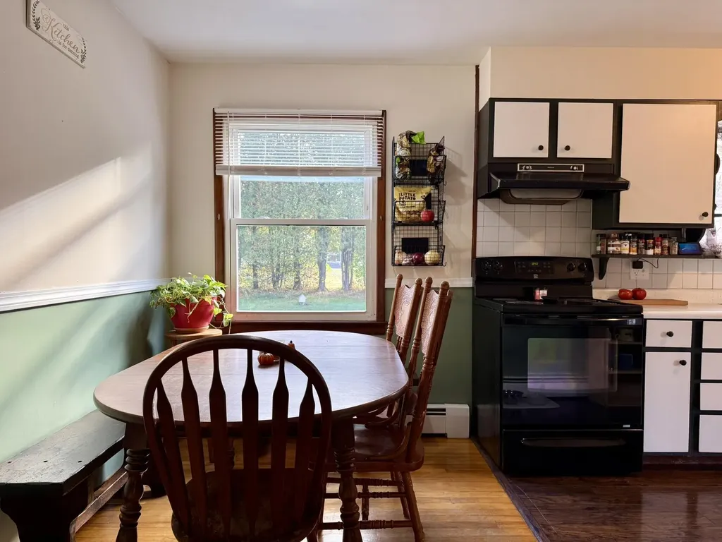 222 Breezy Hill Road St. Johnsbury VT 05819